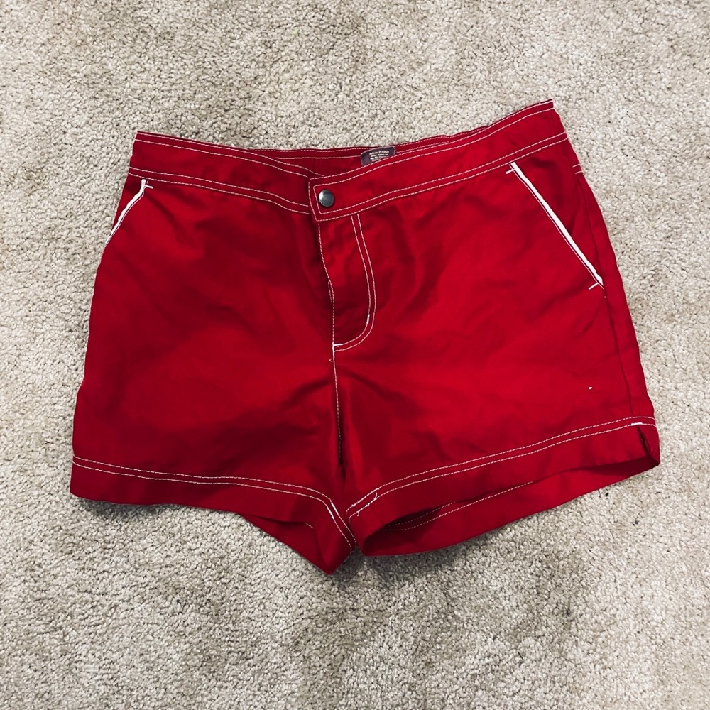 Cute womens shorts fit more like a 2-4